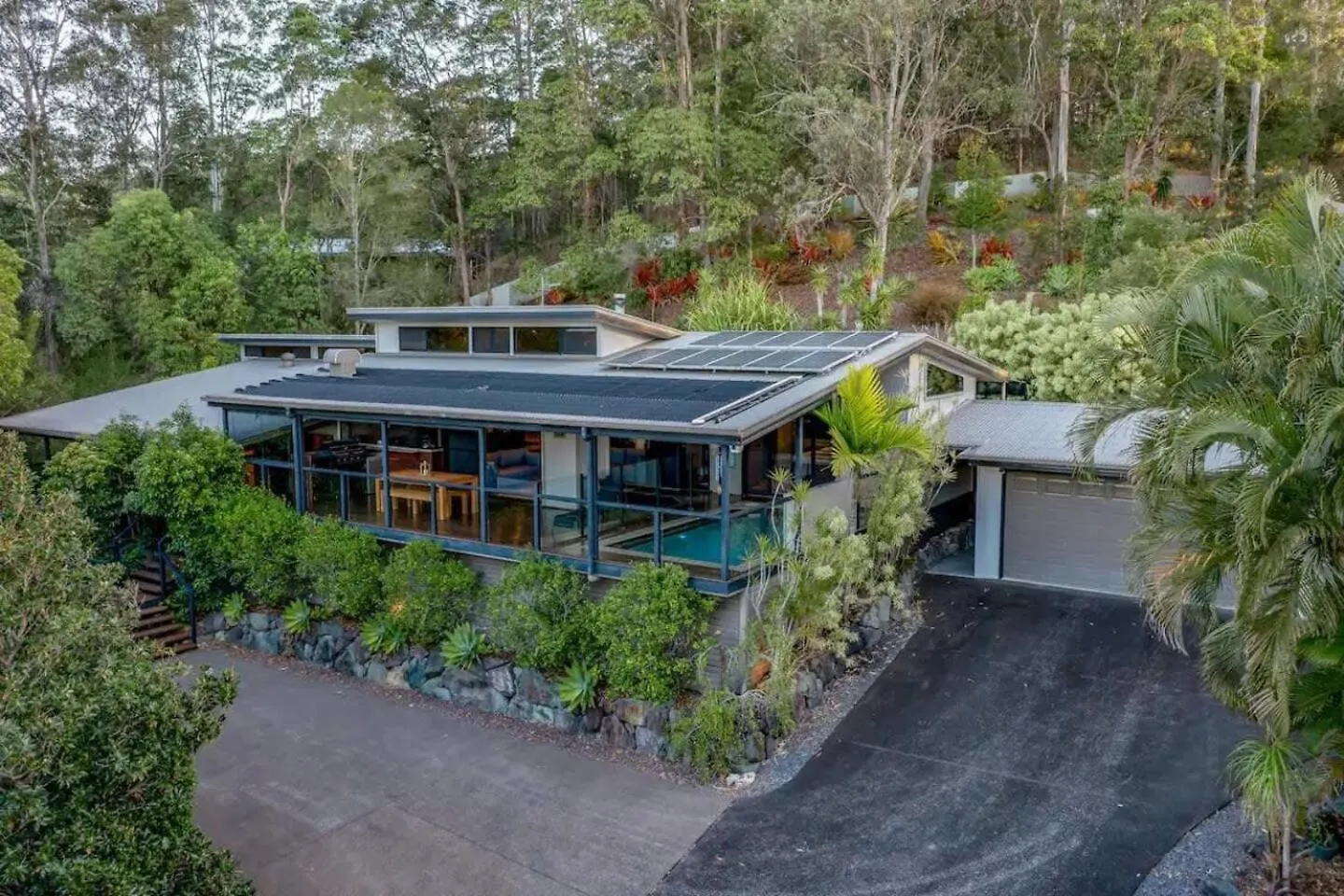 Summer Is Here! Enjoy Exclusive Access For 9, Pool, Media Room, Acreage Estate In Magical Sunshine Coast Mooloolah