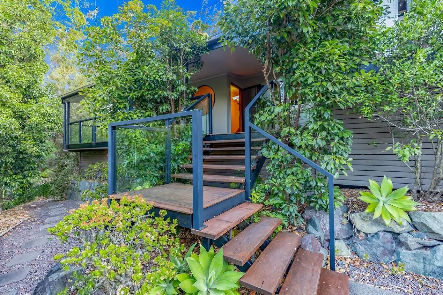 Summer Is Here! Enjoy Exclusive Access For 9, Pool, Media Room, Acreage Estate In Magical Sunshine Coast Mooloolah Australia